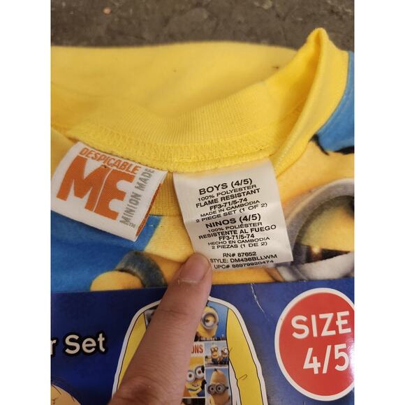 Minions Flannel Pajamas‎ Sleepwear Set Size 4 / 5 block Minion Boys 2 Pcs New - Picture 5 of 9